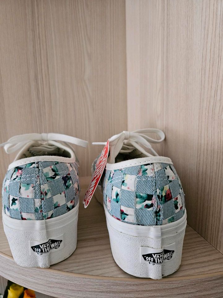 Vans UA Authentic Stackfo Neu in Saarbrücken