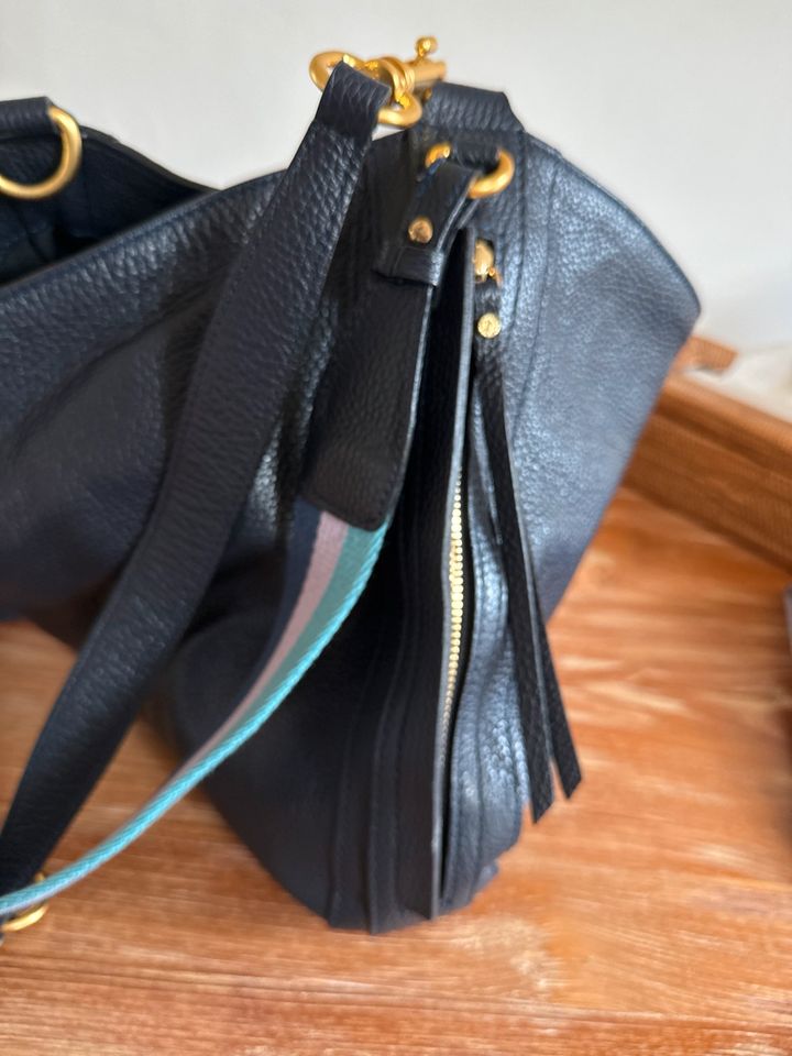 Gianni Chiarini Handtasche dunkelblau in Flensburg