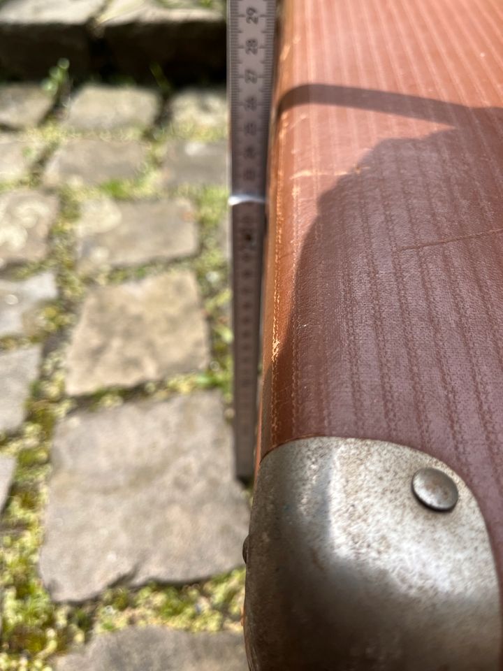 Antik Koffer Überseekoffer braun Holzleisten - Metallbeschläge in Leverkusen