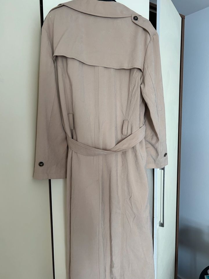 Trenchcoat Mantel Lang  C&A NEU in Ulm