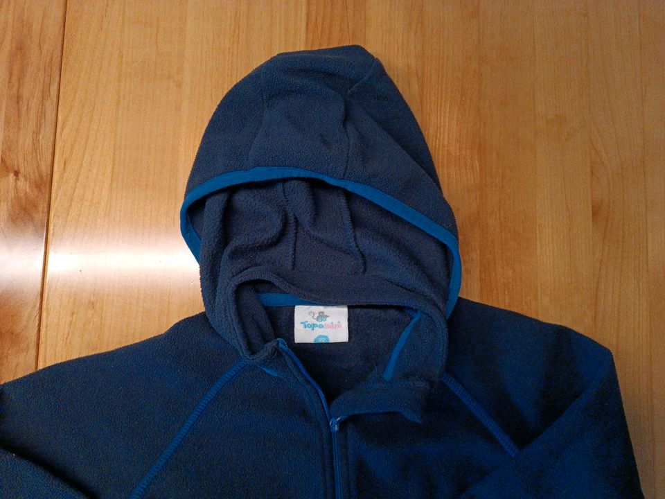 Fleecejacke topomini Gr. 92, dunkelblau mit Kapuze in Bad Iburg