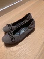 Paul Green Ballerina Damenschuhe Echtleder Größe 37 neuwertig Hessen - Langgöns Vorschau