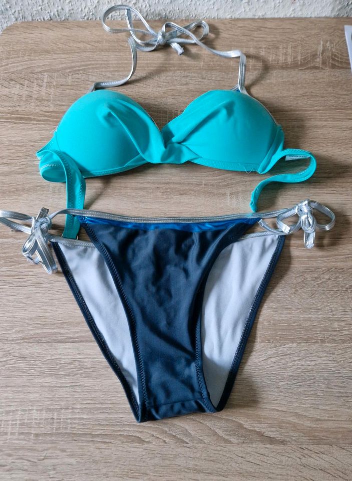 Push up bikini in Altena