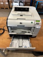 HP LaserJet CP2025dn Laser drucker Bayern - Essenbach Vorschau