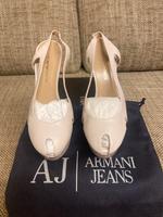 Emporio Armani Schuhe, Neu, Gr.37, Beige Nordrhein-Westfalen - Velbert Vorschau