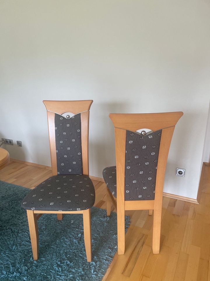 Esstisch mit 6 Stühlen in Schenklengsfeld