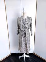 ONLY graues Dreiviertel-Arm Midikleid Bindegürtel 38 Sachsen-Anhalt - Lutherstadt Wittenberg Vorschau