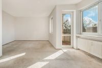 Bezugsfreie und helle Wohnung mit Westbalkon in Berlin-Zehlendorf! Berlin - Zehlendorf Vorschau