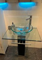 Glas-Waschbecken mit Säule wenge optik & Handtuchhalter Schleswig-Holstein - Bargteheide Vorschau