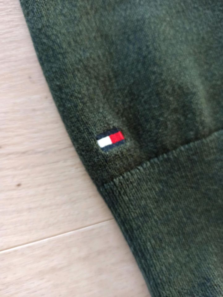 Tommy Hilfiger Pullover, dunkelgrün in Bad Hersfeld