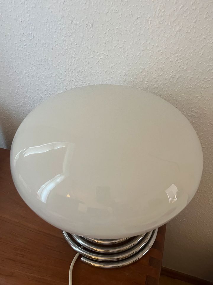 Vintage Lampe Spirale Mid Century 60er 70er Glas Tischlampe in Köln
