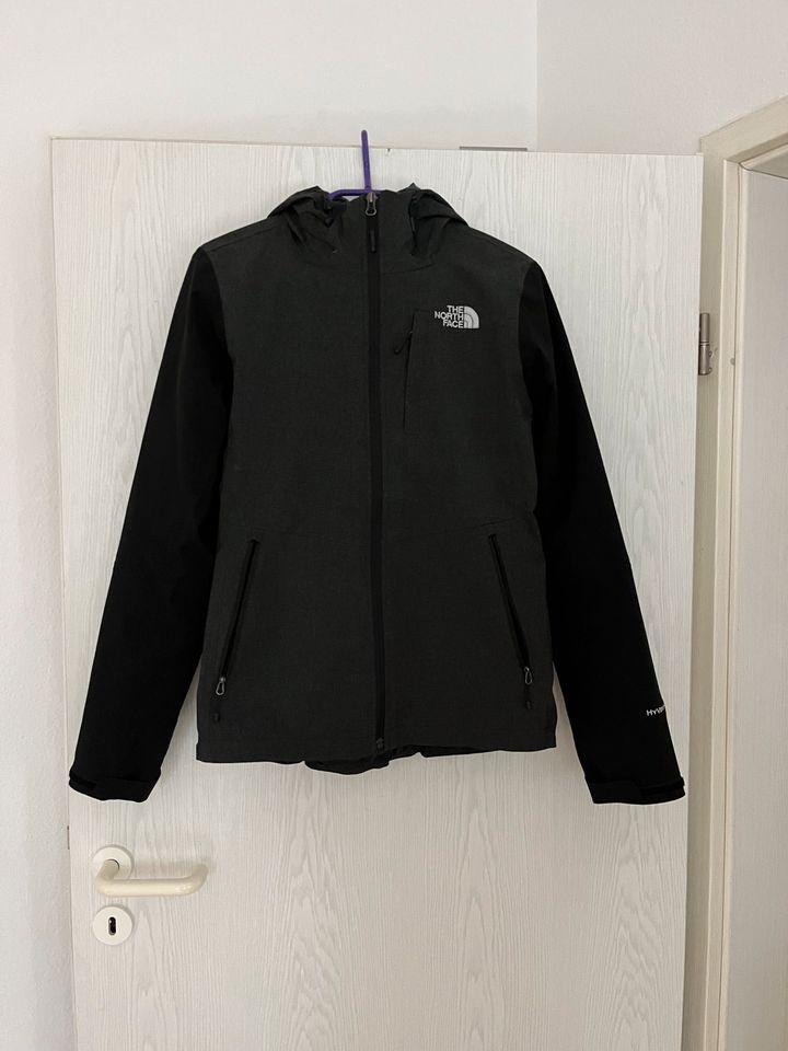 Schwarz/Graue The North Face HyVent 2.5L Damenfunktionsjacke in Ammersbek