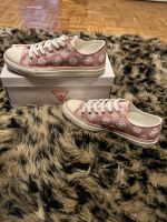Guess Sneaker rosa/ weiß Größe 38 Nordrhein-Westfalen - Gelsenkirchen Vorschau