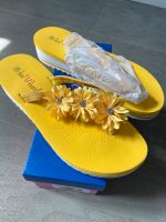 Pink Pearl Flip Flops Sandalen gelb Blumen Flower Flipflops 39 Buchholz-Kleefeld - Hannover Groß Buchholz Vorschau