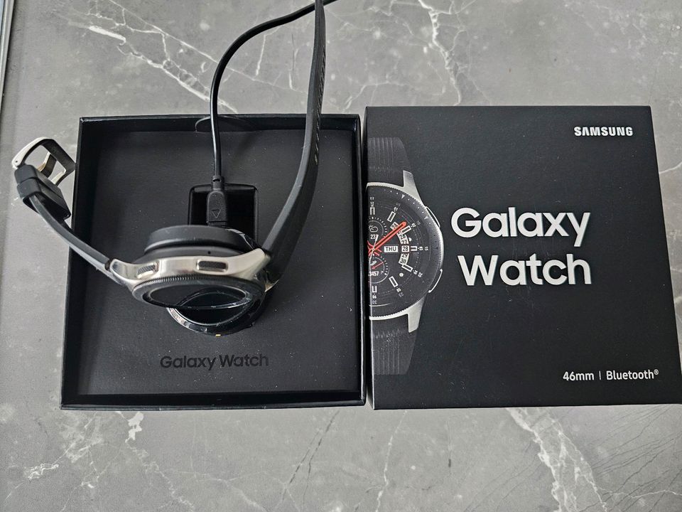 Samsung Galaxy Smart Watch in Meerbusch