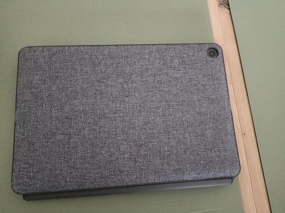 Lenovo IdeaPad Duet Chromebook mit Pen & Tasche in Wolfsburg