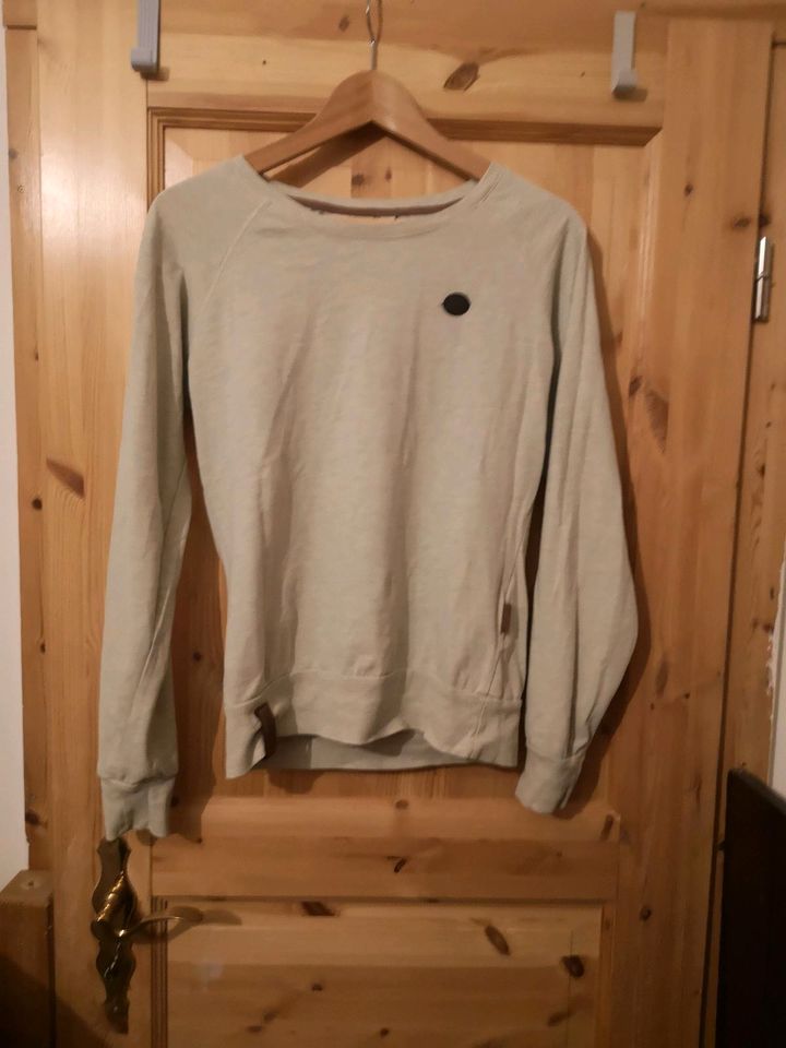 2 Naketano Sweatshirts Pullis Pullover Größe M in Berlin