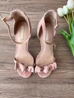 H&M Sandalen High Heels echtes Leder Wildleder Gr. 38 Rose Puder Frankfurt am Main - Ostend Vorschau