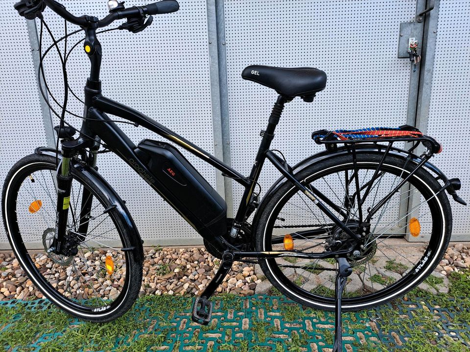 Prophete E-Bike, Alu Trekking 28" Damen, Akku AEG in Bruchsal