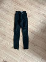 Jeans schwarz NA-KD 34 Skinny Top Bayern - Eckental  Vorschau