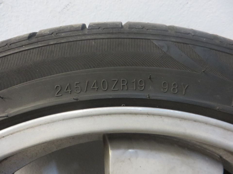 Lorinser Alufelgen 19 Zoll Sommerreifen 245/40/R19 RS90 9019537 in Neutraubling