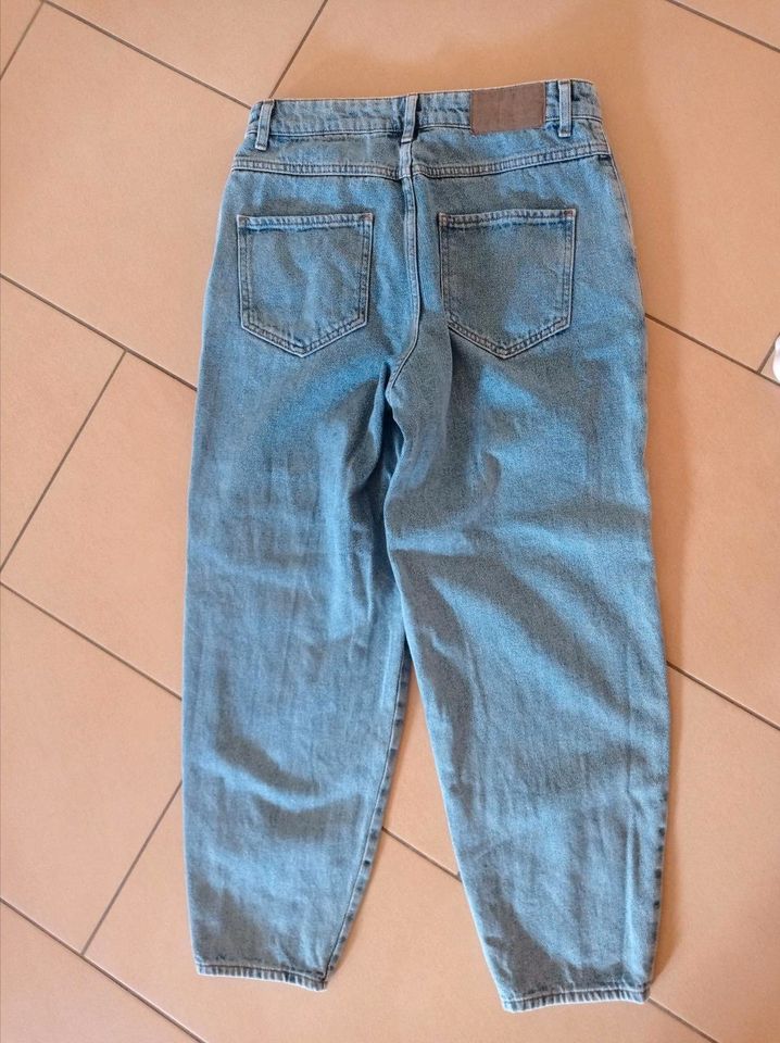 Hose Jeans Only XS Länge 32 in Alfhausen