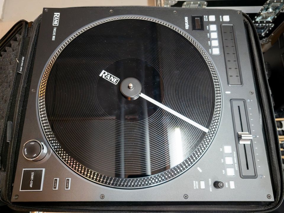 ✓ MIETE: Rane Twelve MKII 12 Battle Controller Turntable leihen in  Eimsbüttel - Hamburg Niendorf | Weitere Audio & Hifi Komponenten gebraucht  kaufen | eBay Kleinanzeigen ist jetzt Kleinanzeigen