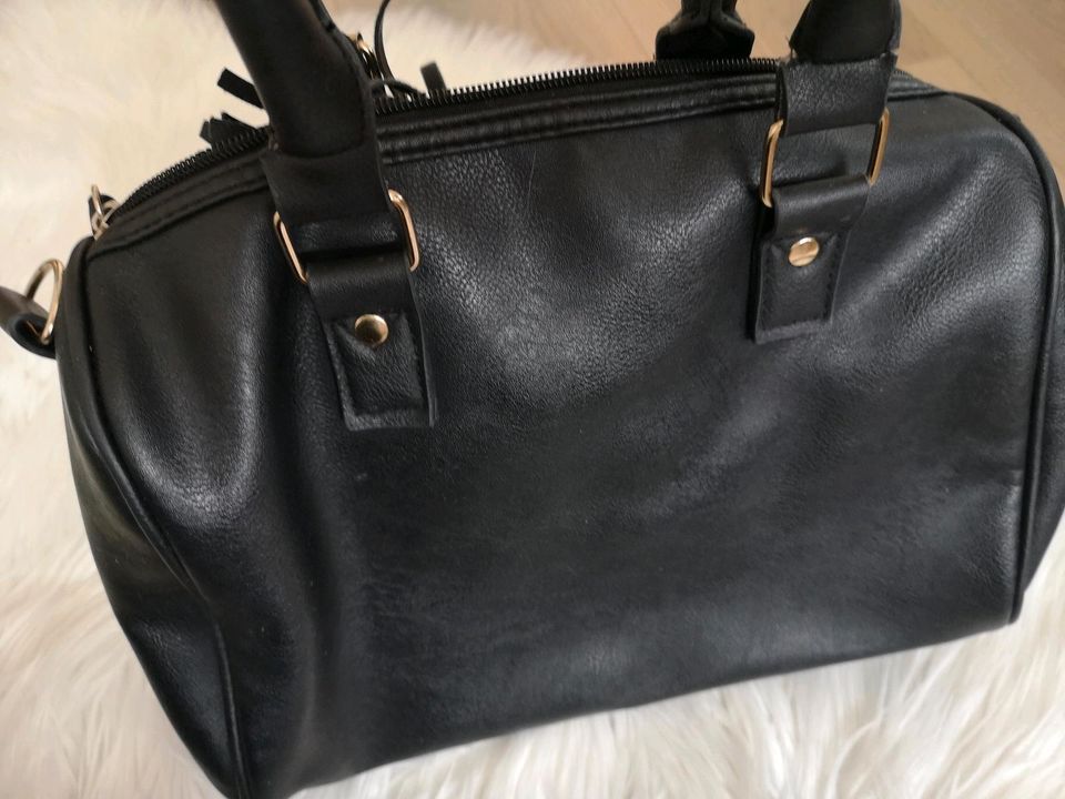 Handtasche schwarz in Chamerau