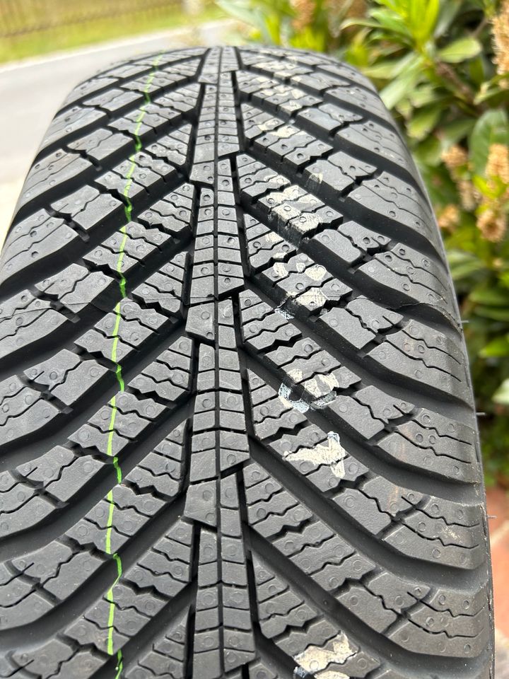 4 neue Kumho Allwetterreifen 175/65 R13 80T in Niesky