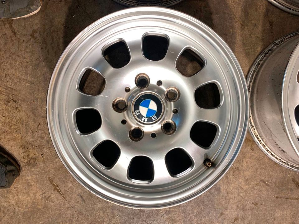 4x Original BMW E36 / E46 Alufelgen 6,5Jx15 ET 42 / 5x120 #O18 in Hanau