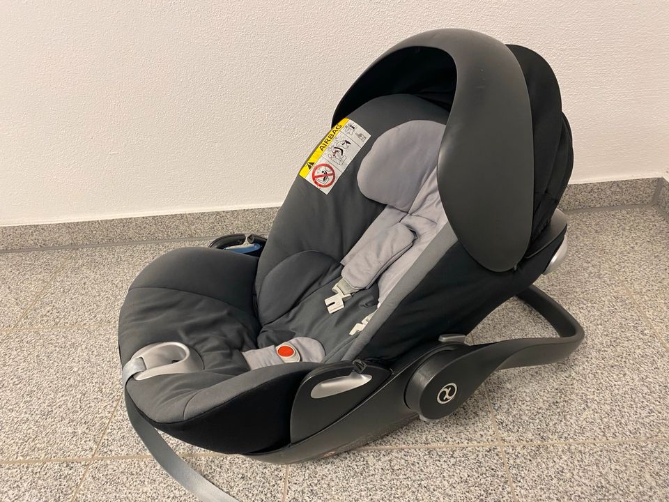 Cybex Cloud Q - Babyschale mit Dockingstation in Erlangen