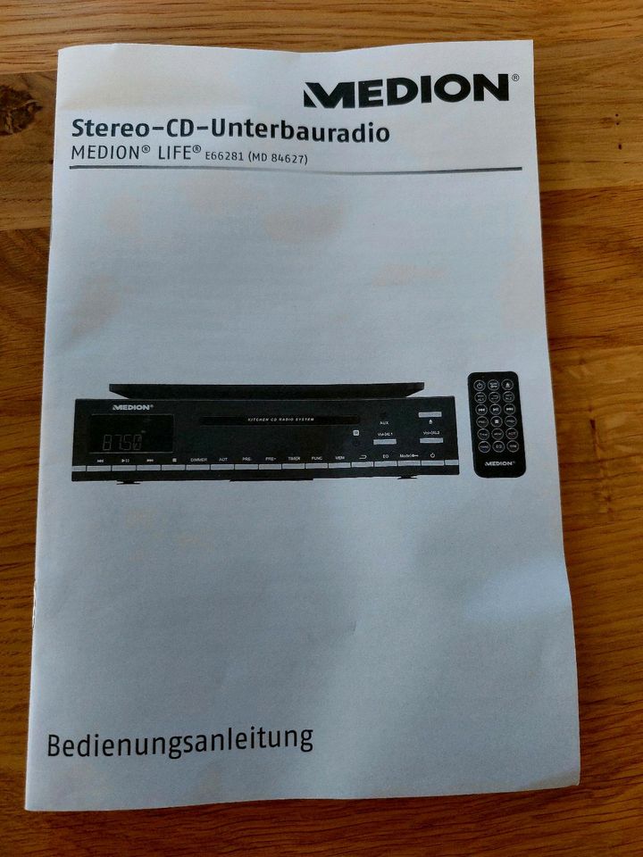MEDION Stereo-CD-Unterbauradio E66281 (MD 84627) in Delligsen