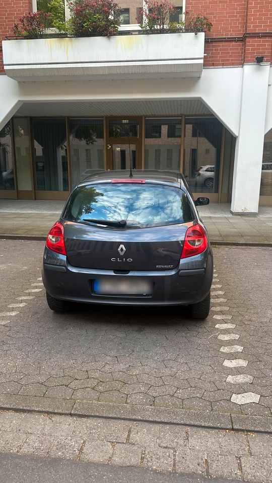 Renault clio 3 III 1.6 88 ps sparsam Kurven Licht in Gehrden