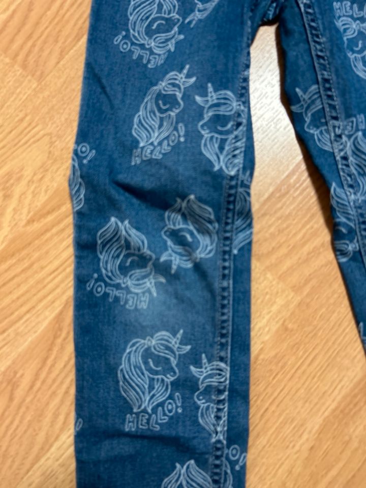 Mädchenhose Einhorn H&M in Stuttgart