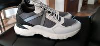 Leder Sneaker grau weiss Gr.39  Brax wie neu Bielefeld - Heepen Vorschau