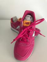 NEUE New Balance Sneaker Gr. 35,5 in Pink Bayern - Margetshöchheim Vorschau