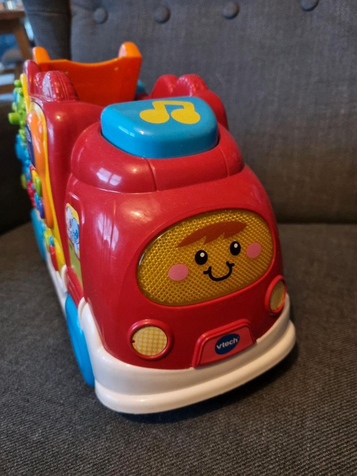 Tut Tut Babyflitzer Autotransporter vtech in Grüna (Sachsen)