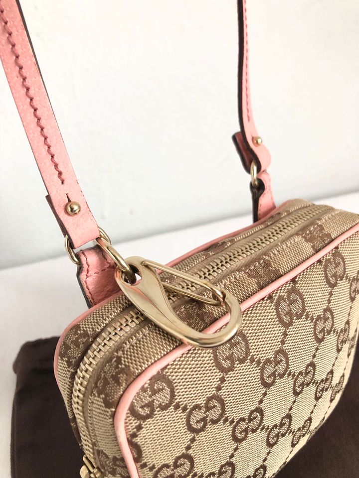 Gucci Mini Bag Tasche Schultertasche Pochette Pouch Crossbody in München