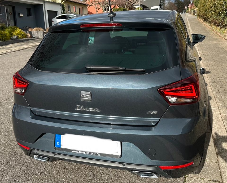 Seat Ibiza 2023 FR 1.0 TSI 81 kW (110 PS) 7-G.-DSG mit all. Extas in Groß-Umstadt