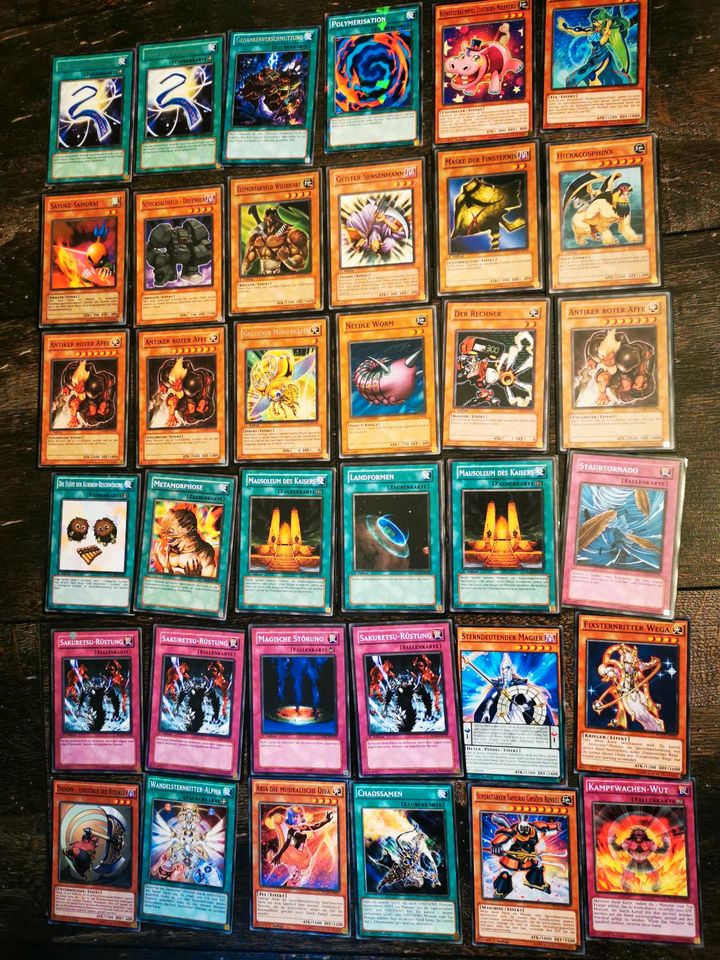 Seltene Yugioh Karten Sammlung (146), 61 Secret Rare, 15 Ultra, in Maisach