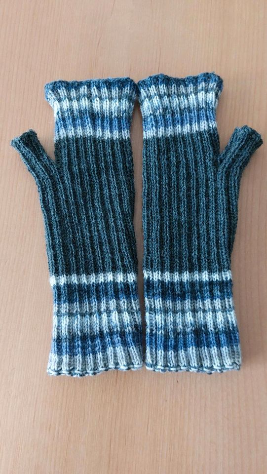 Handstulpen, Pulswärmer, Sockenwolle, handgestrickt, NEU in St. Wendel