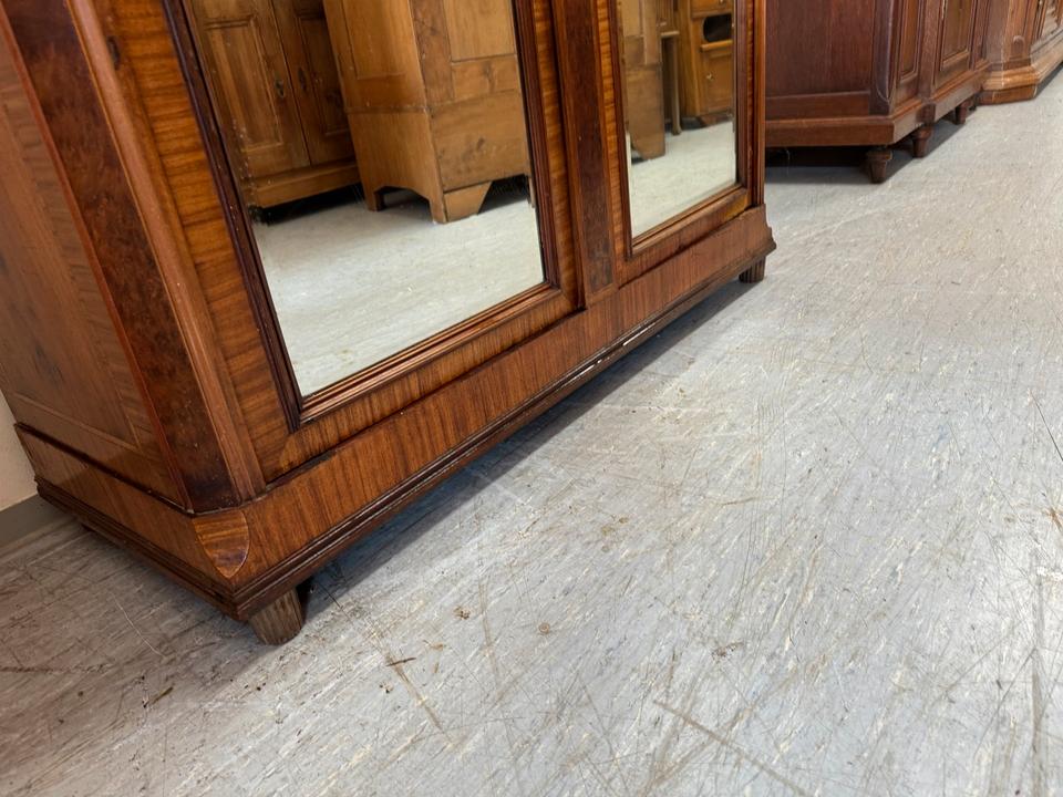 Antiker Spiegelschrank Vorratsschrank Wäscheschrank Spiegel in Völklingen