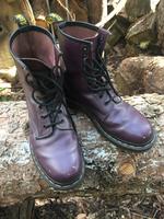 Original Dr. Martens Boots Gr.40 Leder Docs, lila Stiefel Niedersachsen - Barendorf Vorschau