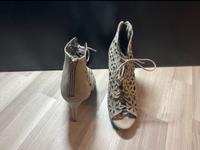 Schnür High Heels, grau, Gr. 39, NEU Baden-Württemberg - Denkendorf Vorschau