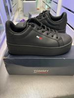 Tommy Hilfiger Damen Sneaker Größe 38 Hamburg - Hamburg-Nord Vorschau
