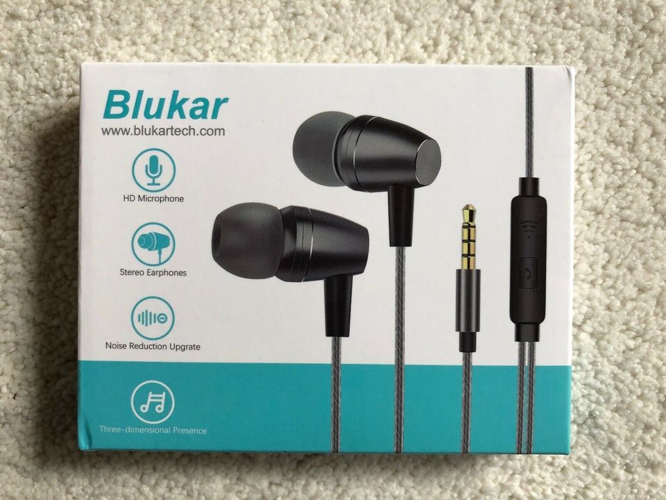 Blukar Set Earphones Audio und Panzerglas Iphone in Neu Wulmstorf