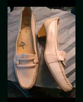 Neu ❣️ gr 42 Caprice Pumps beige Leder innen außen Bayern - Königsbrunn Vorschau