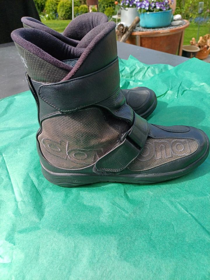 Dayton Motorradstiefel in Friedland