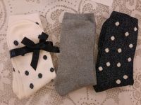 Socken, NEU, glänzend, Gr. 38, weiß-schwarz-silber Berlin - Marienfelde Vorschau