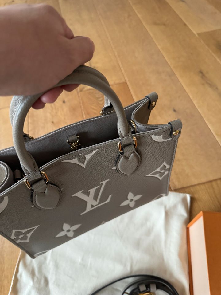 Louis Vuitton Onthego PM in Borken